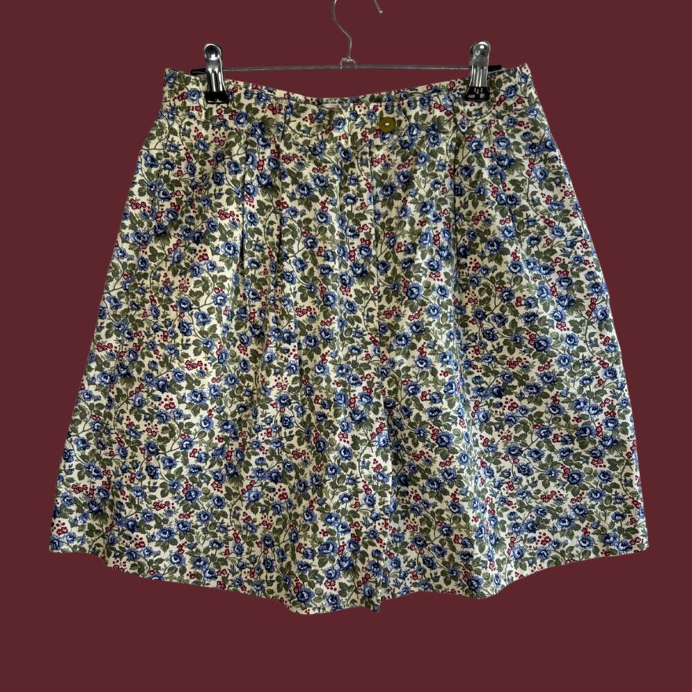 Vintage Talbots Floral Pleated CottageCore Shorts
